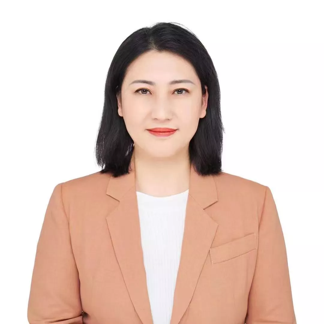 包女士 园长
